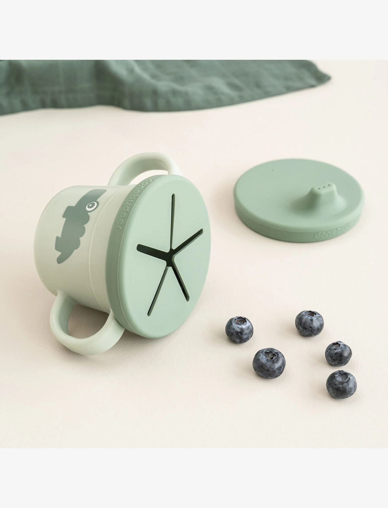Done by Deer - Foodie spout/snack cup Croco Green - green - 4
