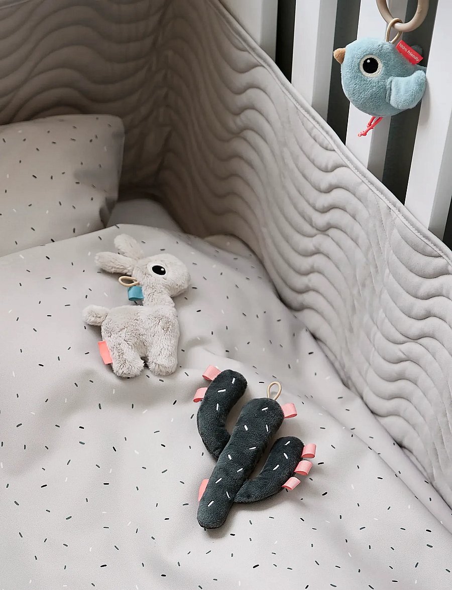 Done by Deer - Quilted bed bumper w/strings Waves Sand - gitterbettumrandungen - sand - 0