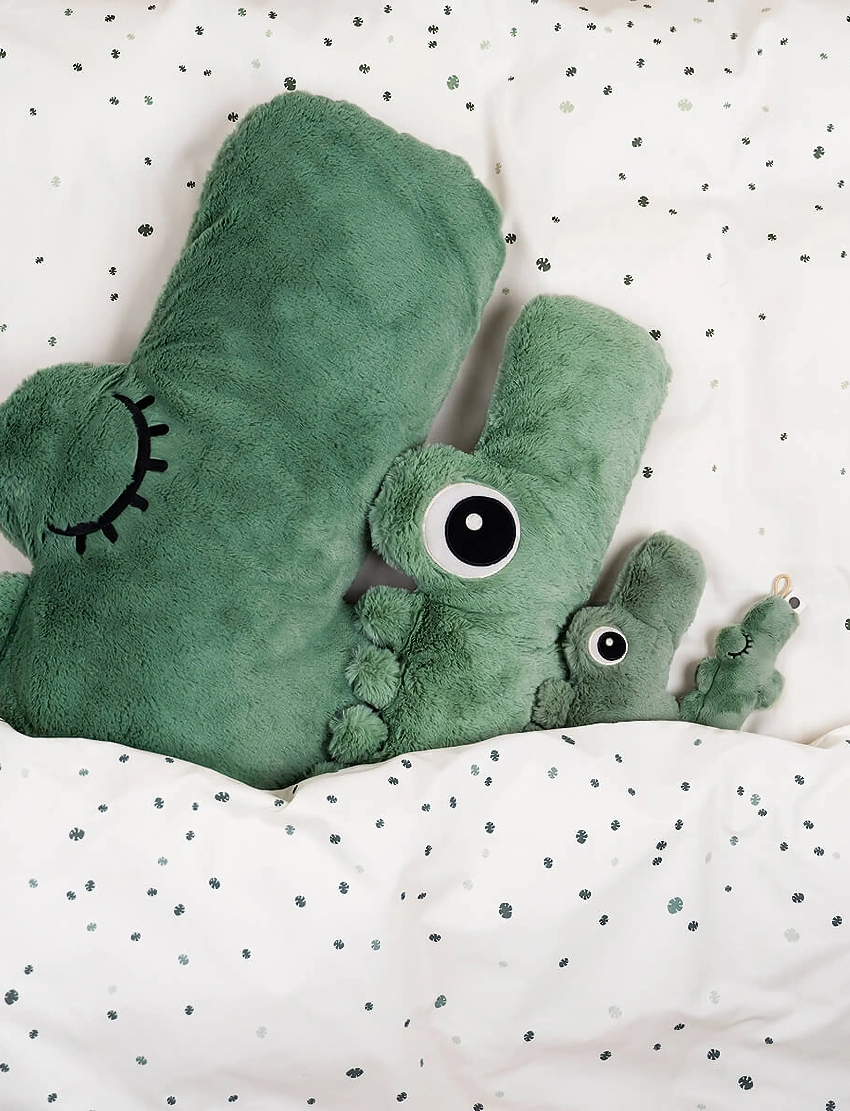 Done by Deer Krammedyr Stor Croco Grøn, Børn, Stuffed Dyr, Grøn, Str: 65X 27CM