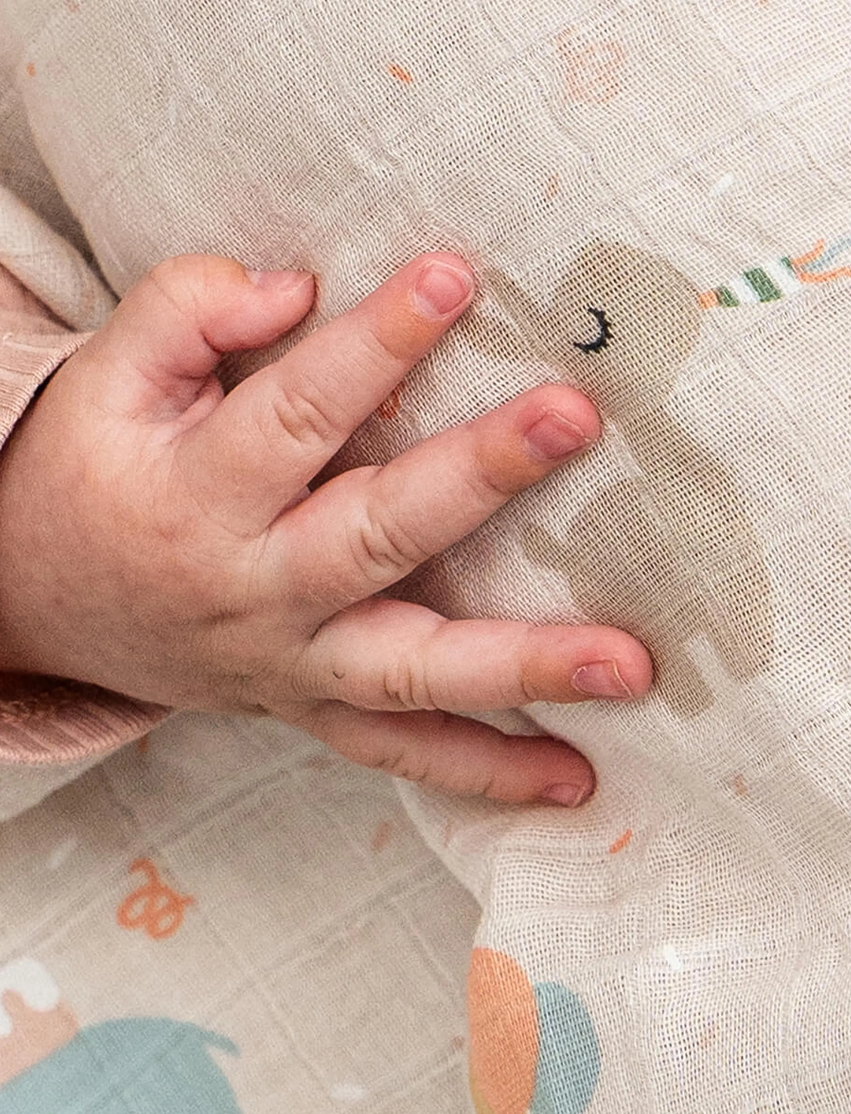 Done by Deer - Swaddle Celebration Powder - muslin blankets - powder - 2