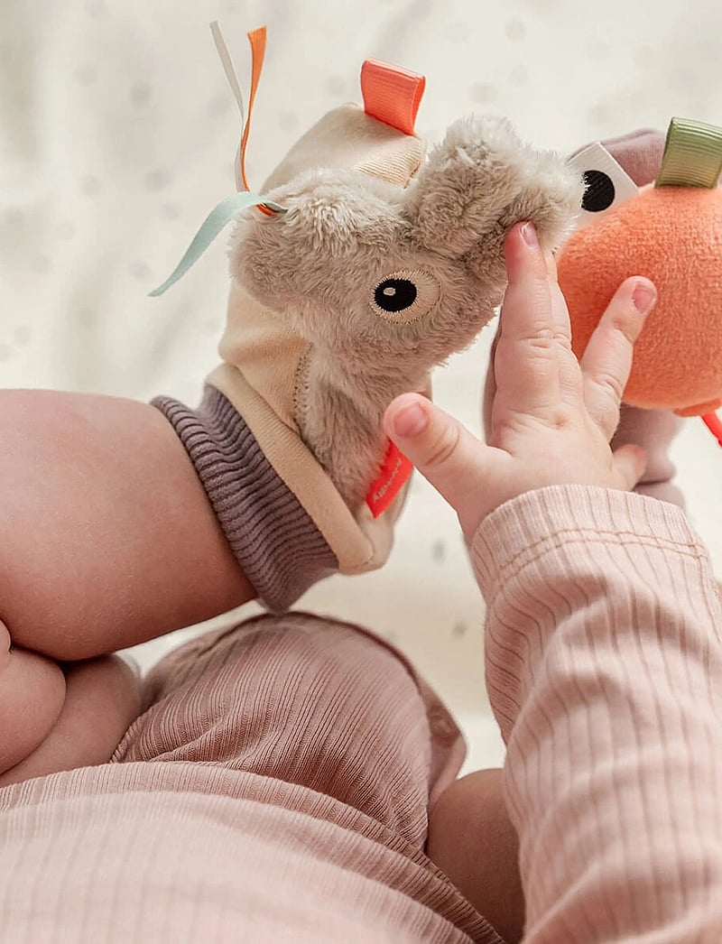 Done by Deer - Rattle socks Celebration Sand - beebisokid - sand - 4