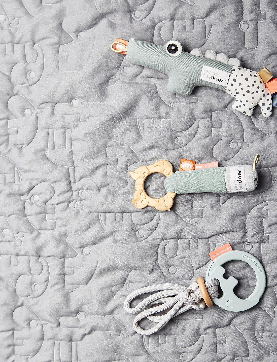 Done by Deer - Tiny toys gift set Deer friends Green - interaktivt legetøj - colour mix - 2