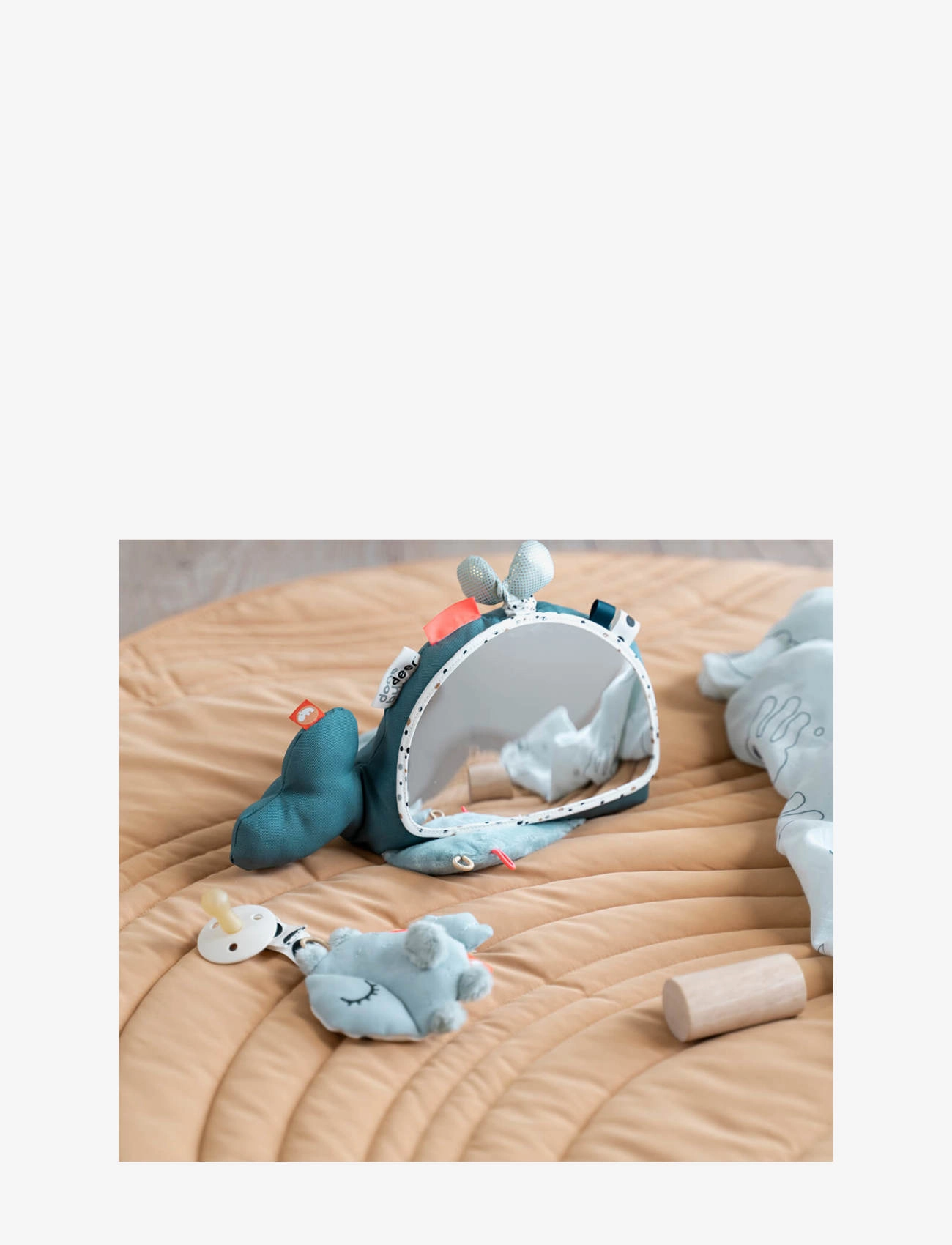 Done by Deer - Activity floor mirror Wally Blue - lernspielzeug - blue - 2