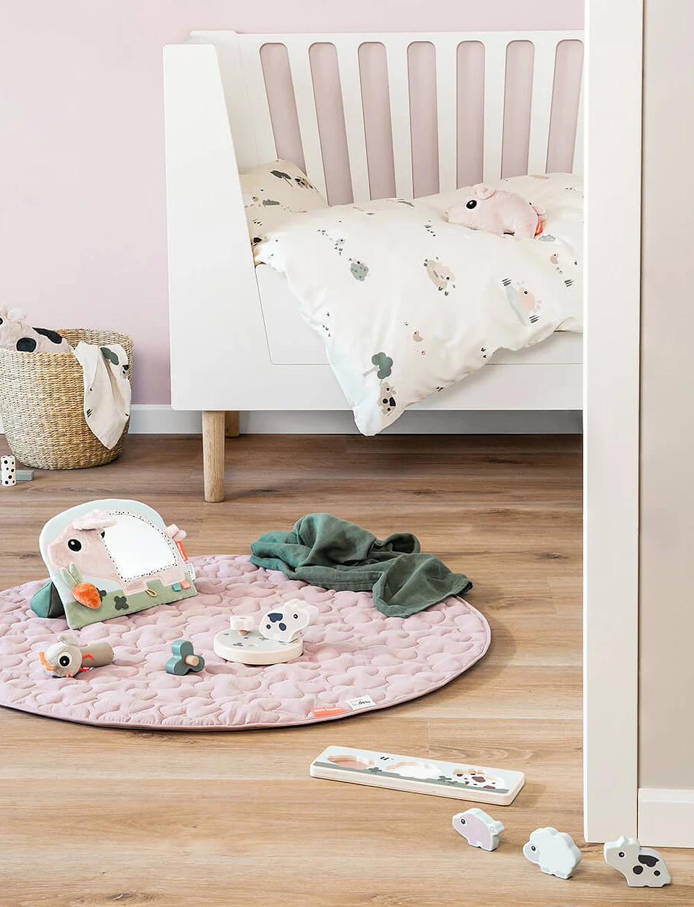 Done by Deer - Activity play mat Tiny farm Powder - spielbögen - powder - 5