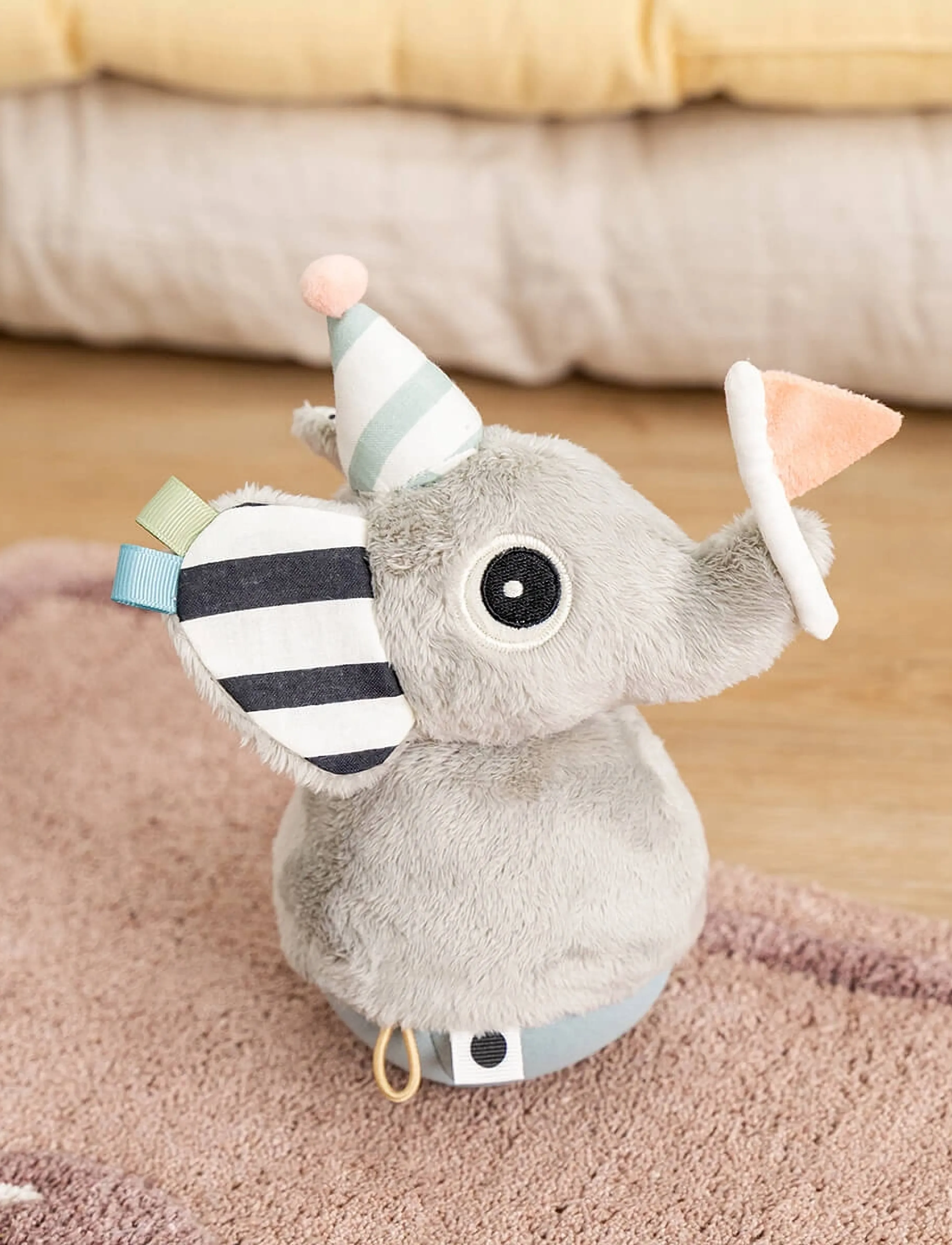 Done by Deer - Tumbler activity toy Elphee Colour mix - musikalske plysdyr - colour mix - 4