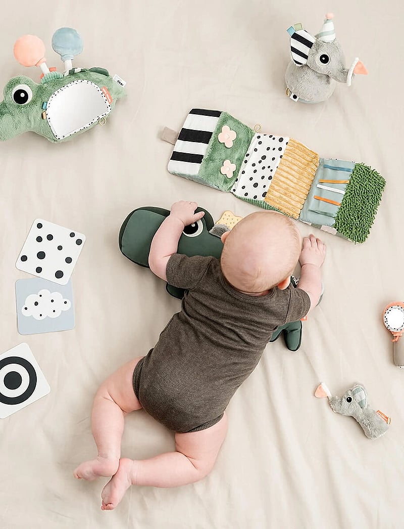 Done by Deer - Activity floor mirror Croco Green - mjuka leksaker - green - 3