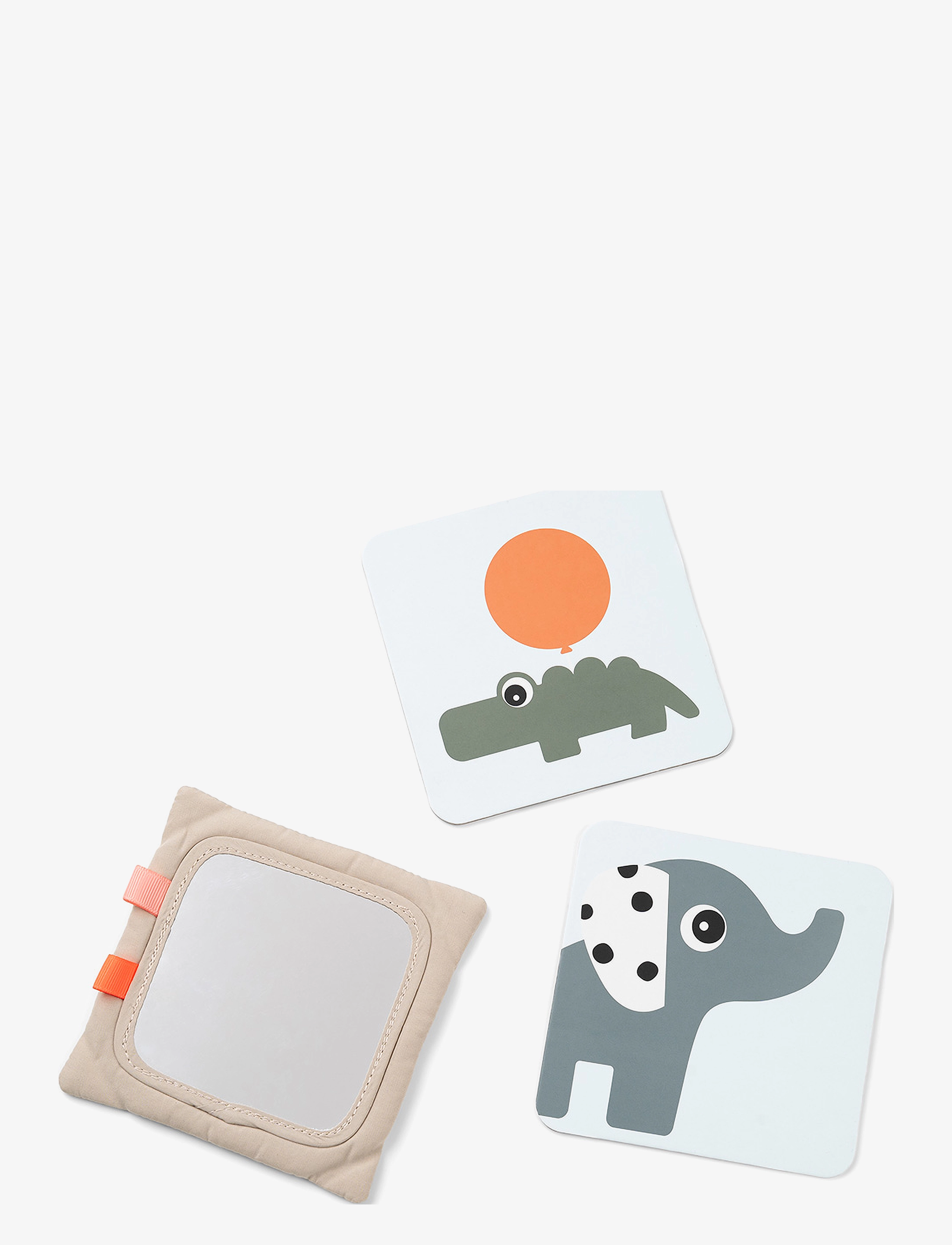 Done by Deer - Baby contrast card holder Deer friends Sand - jouets interactifs - sand - 2