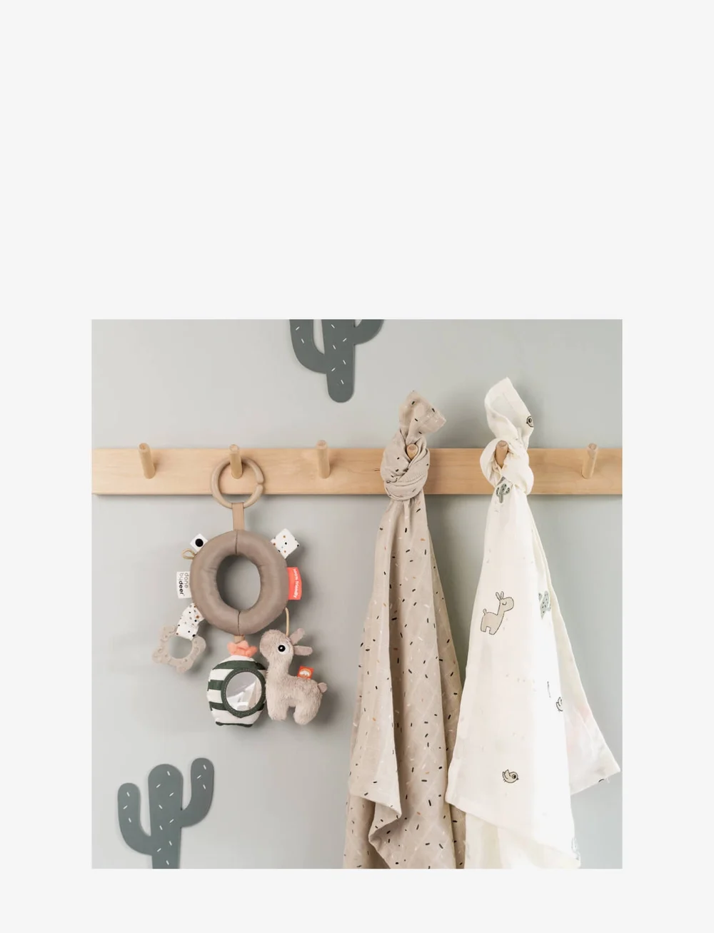 Done by Deer - Activity ring Lalee Sand - interactive toys - sand - 1