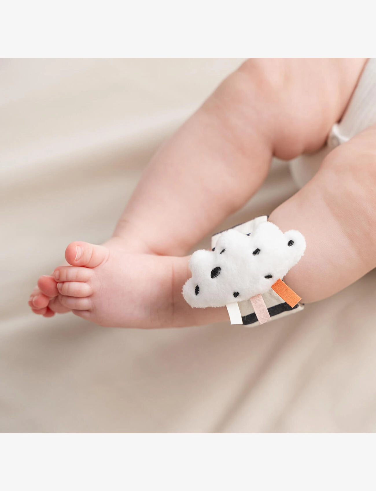 Done by Deer - Wrist rattle set 2-pack Happy clouds Powder - gagnvirk leikföng - powder - 4