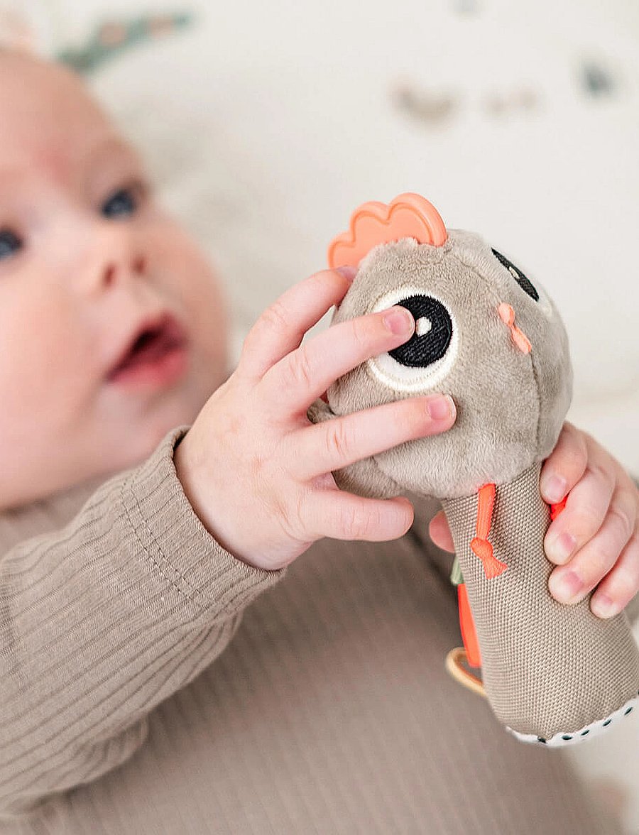 Done by Deer - Sensory rattle Tiny farm Sand - hristur og hringlur - sand - 2