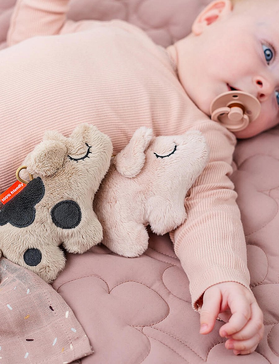 Done by Deer - Tiny sensory rattle Pigee Powder - madalaimad hinnad - powder - 3