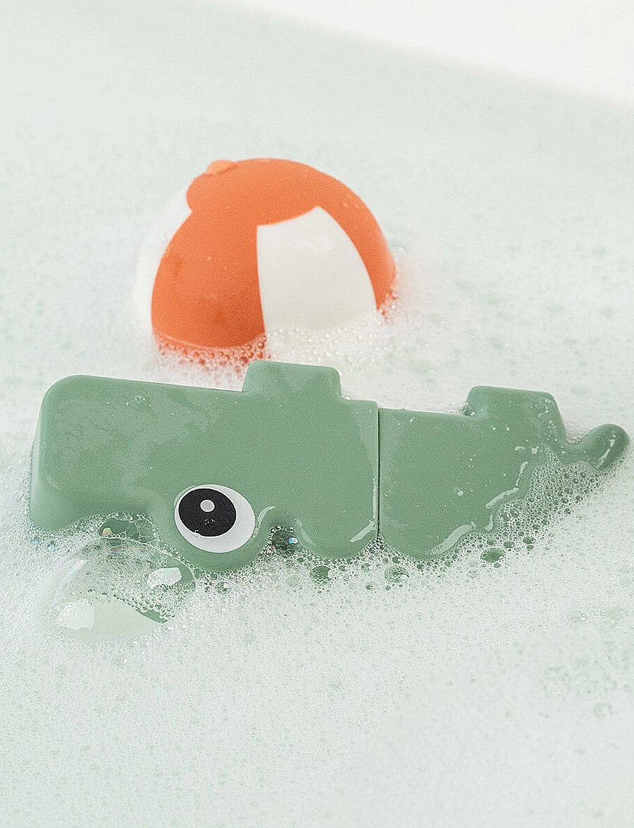 Done by Deer - Bath squirter toy Croco Green - andere wasserspielzeuge - green - 4