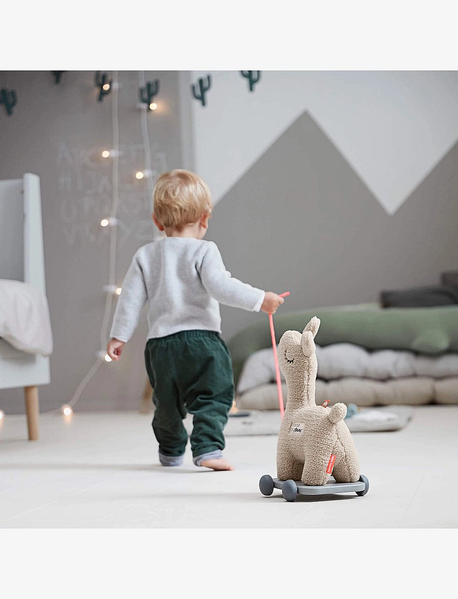 Done by Deer - Pull along 2-in-1 toy Lalee Sand - dragleksaker - sand - 3