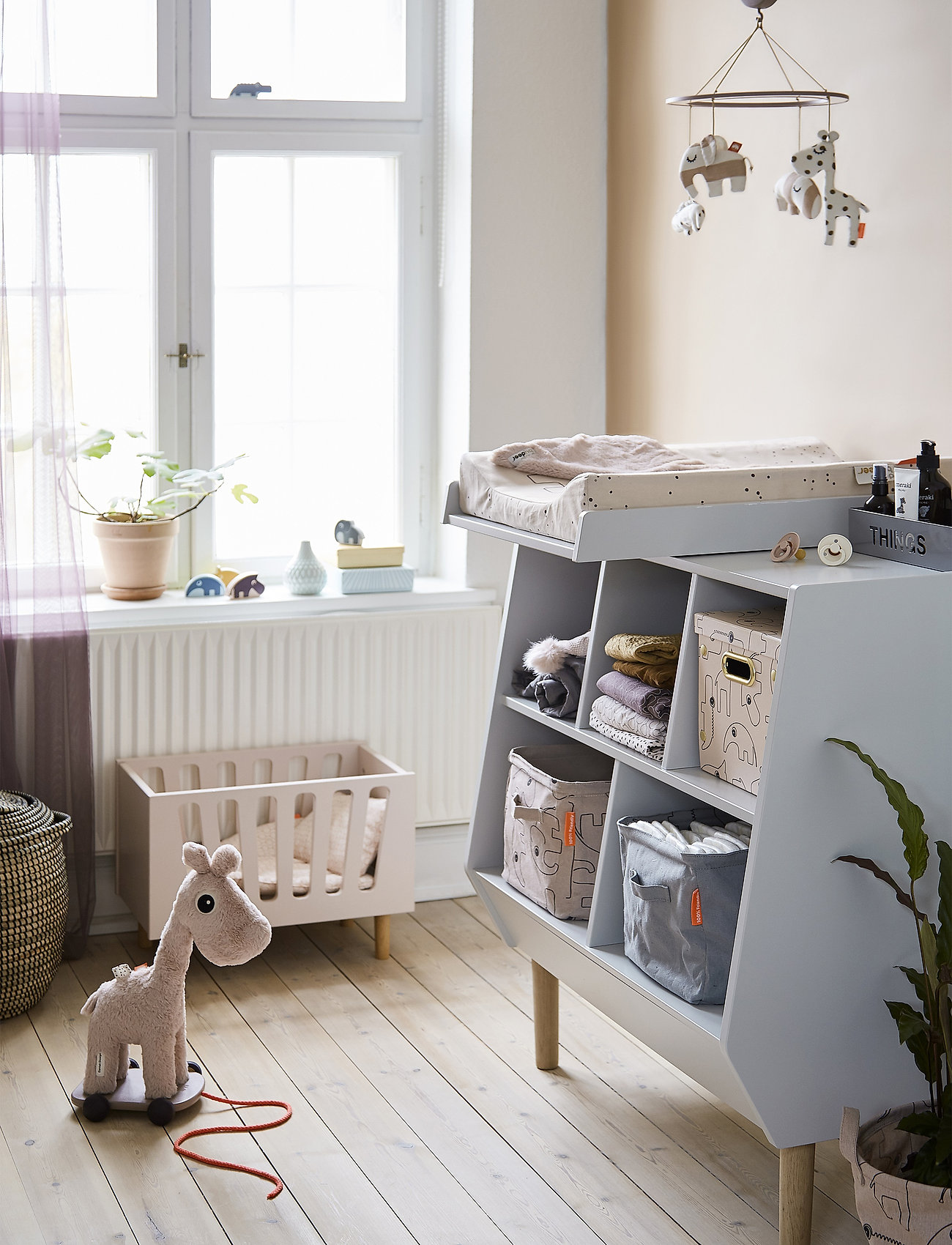 Done by Deer - Pull along Raffi Powder - geschenke unter 50€ - powder - 2