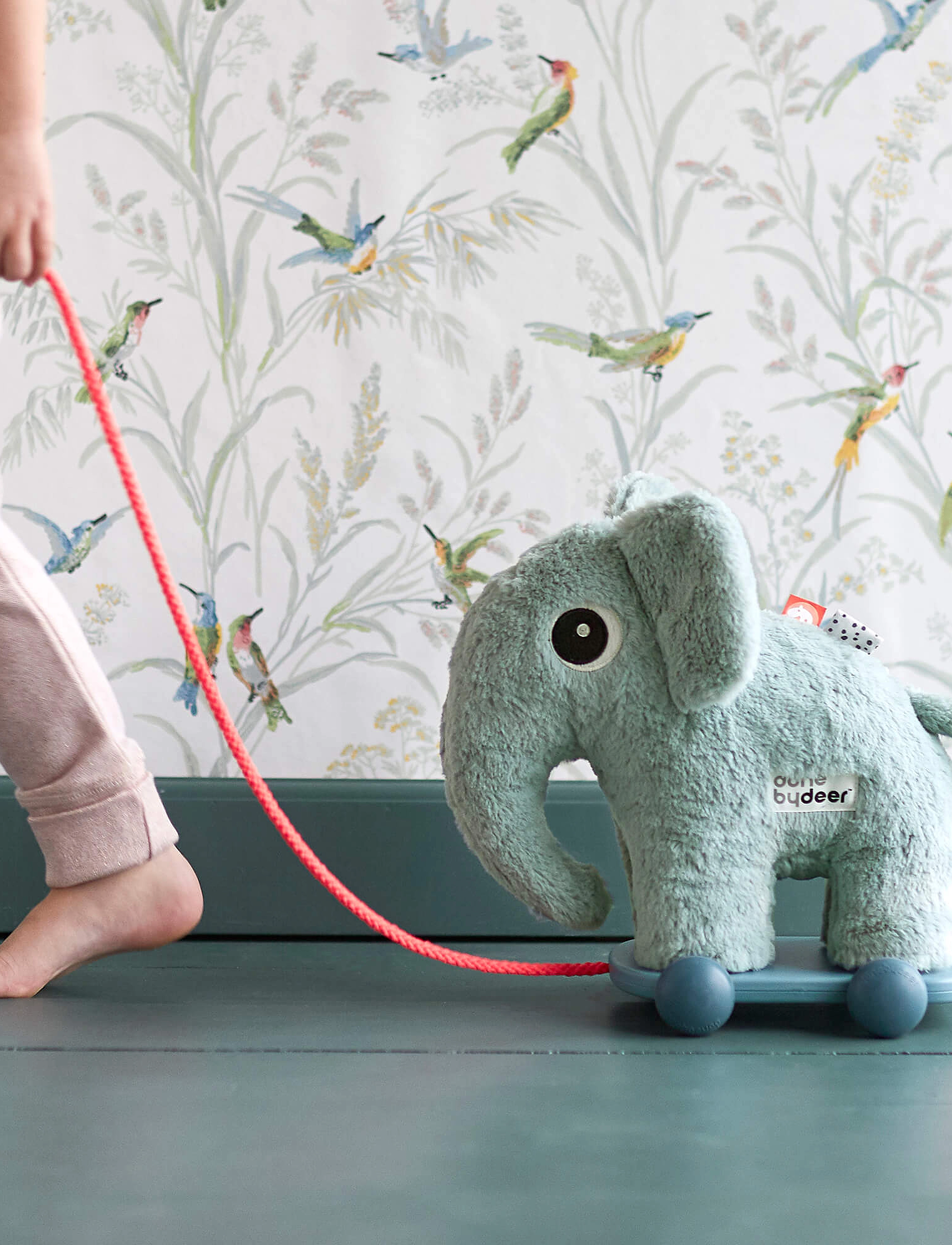 Done by Deer Pull Along Elphee Blue, One Size, Blue, Baby Legetøj > Pull Along Legetøj, Børn