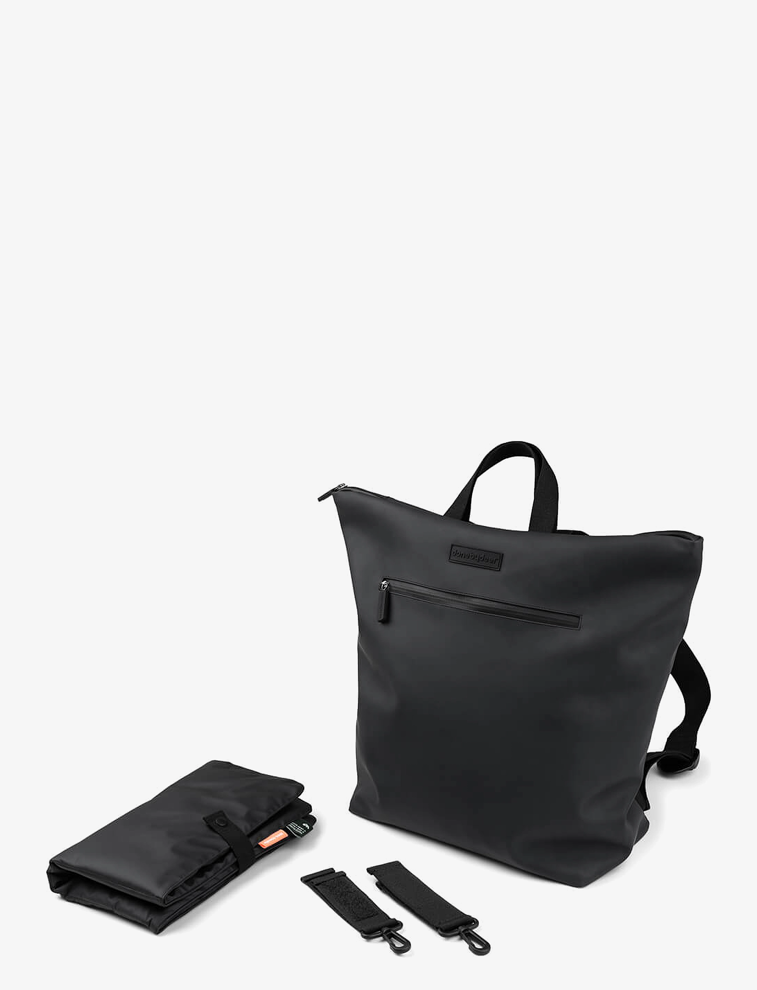 Done by Deer - Changing backpack Black - changing bags - black - 2