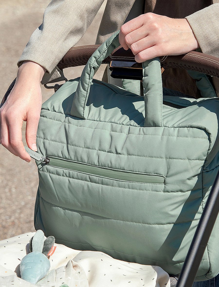 Done by Deer - Quilted changing bag Green - skötväskor - green - 5