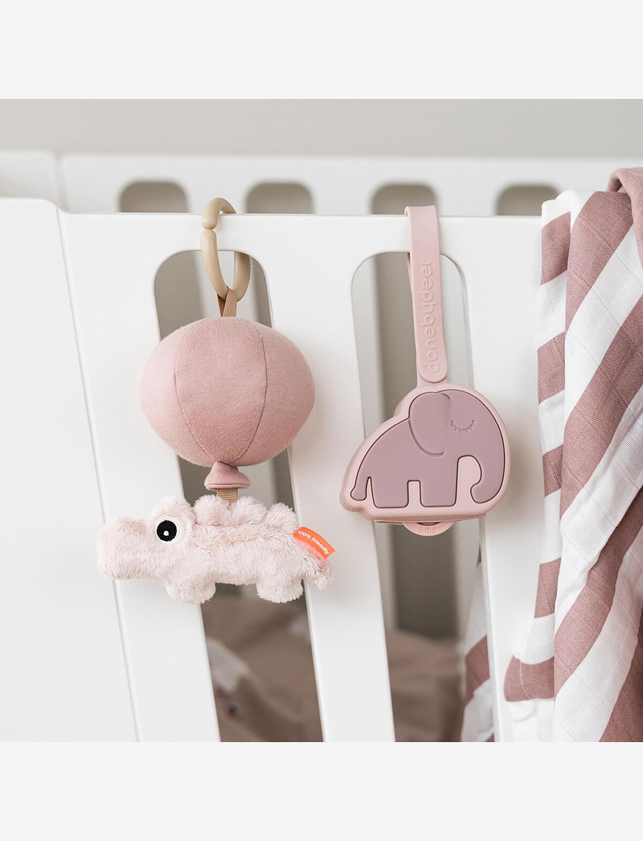 Done by Deer - Silicone pacifier pouch Elphee Powder - pacifier clips - powder - 4