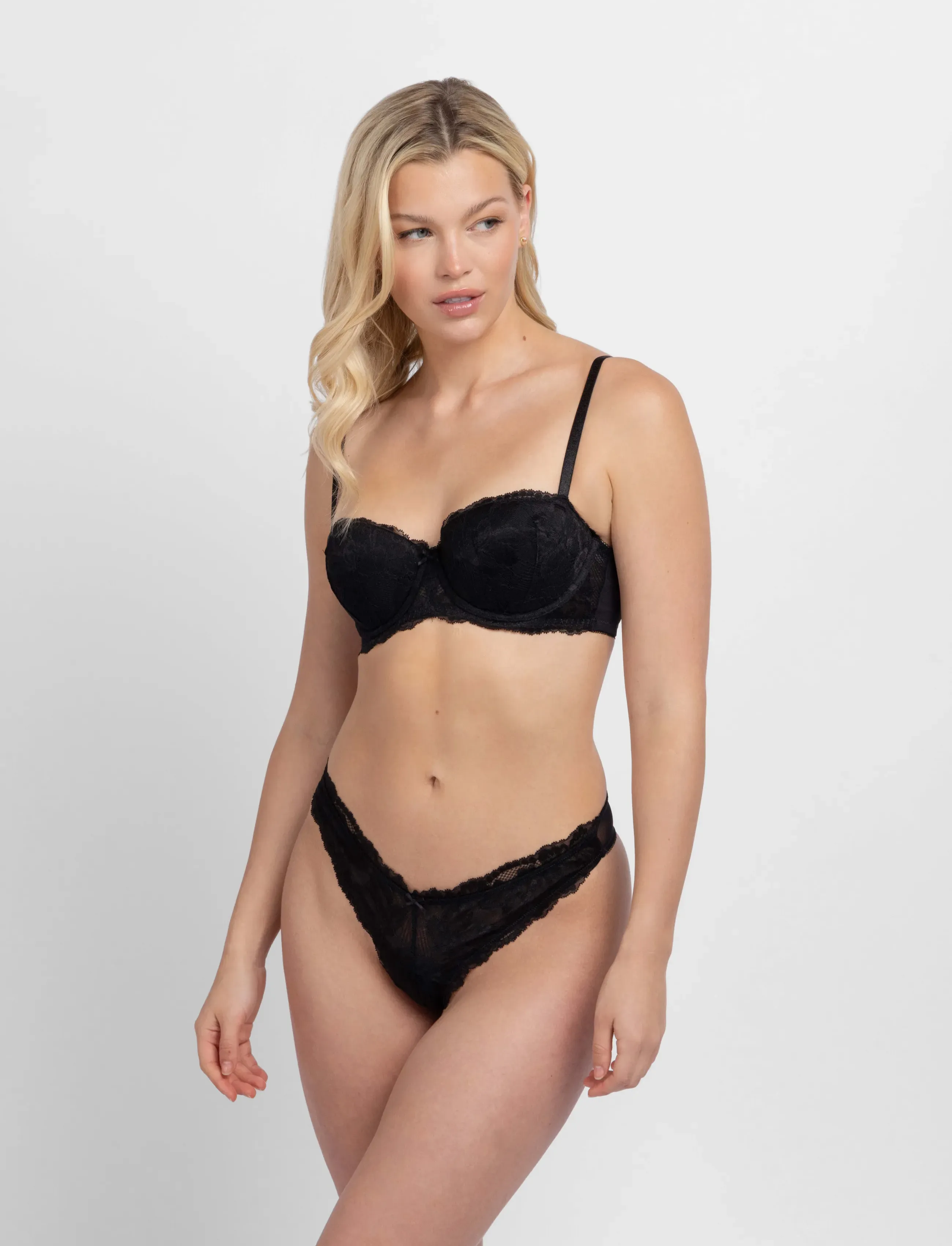 Dorina - Perfect Lace THONG - stringtrosor - black/white - 5