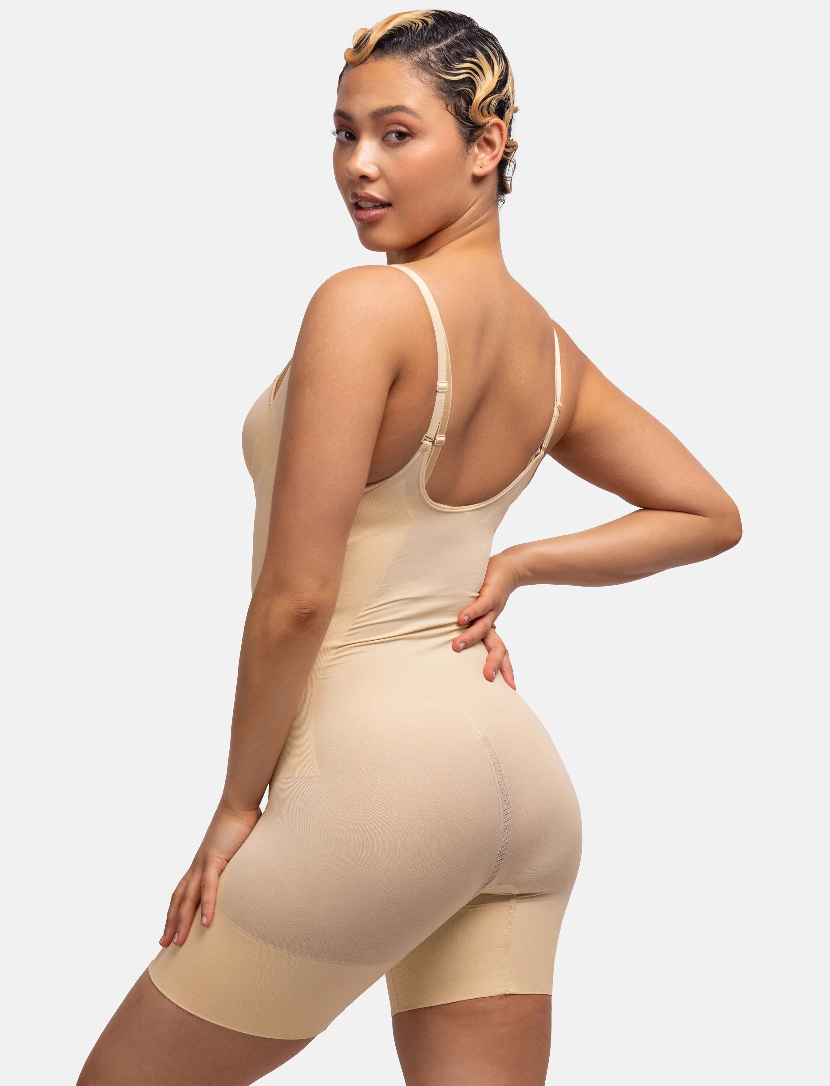 Dorina - ABSOLUTE SCULPT OPEN BUST ROMPERS - spesielle anledninger - beige - 3