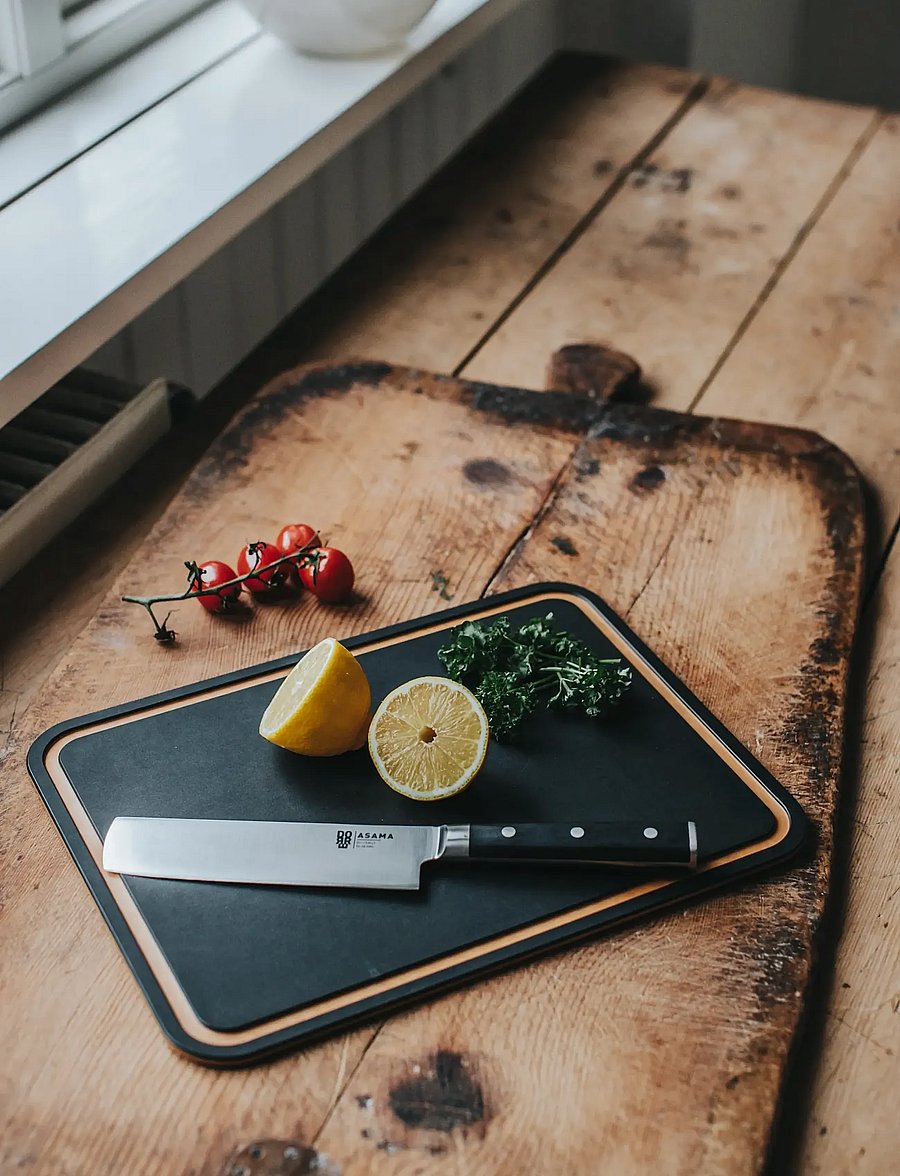 Dorre - Sami Cutting board made of pressed wood fibers black (cellulose) 37*27 - lõikelauad - black - 0