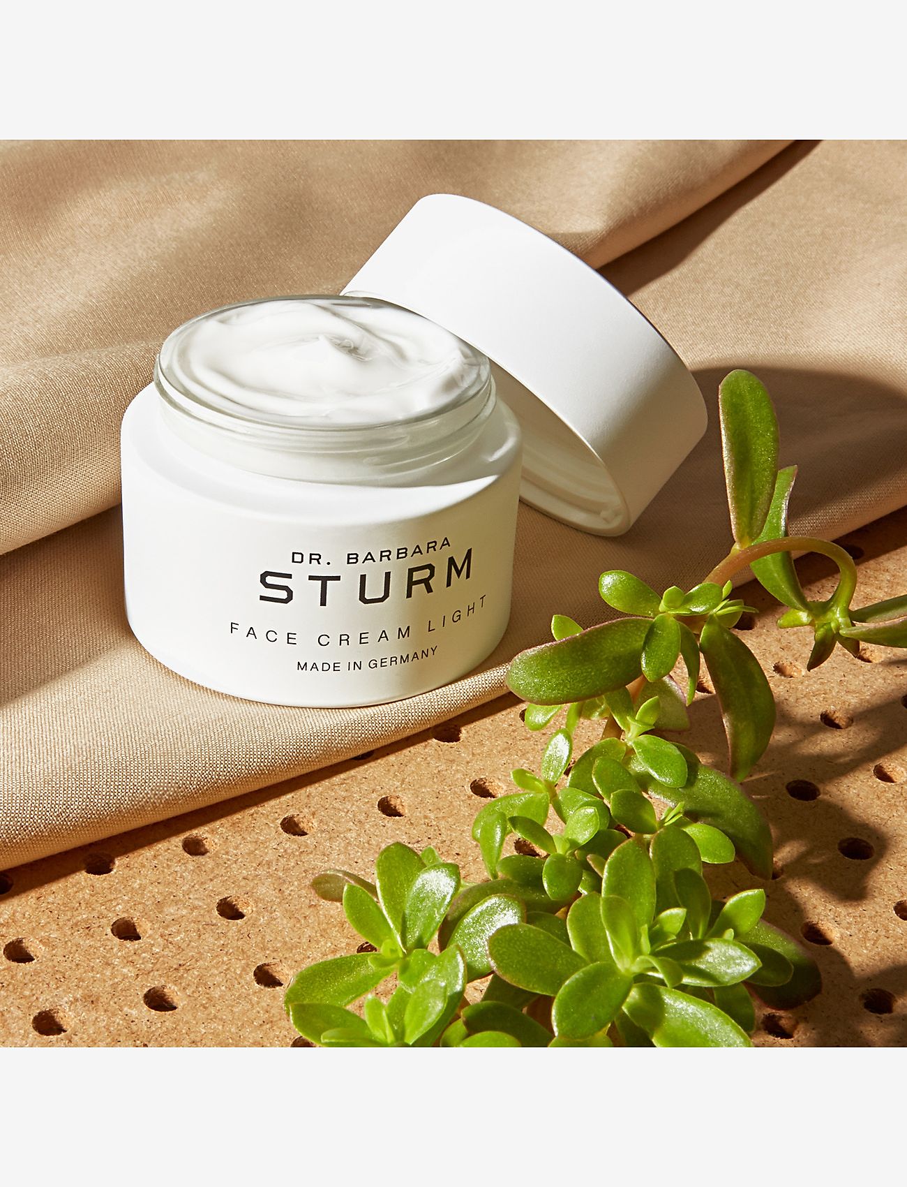 Dr. Barbara Sturm - Face Cream Light - dagcremer - no color - 3