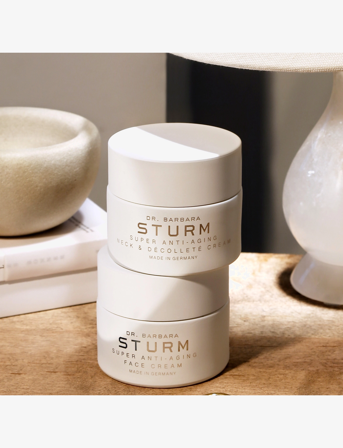 Dr. Barbara Sturm - Super Anti-Aging Neck and Décolleté Cream - dagkrem - no color - 4