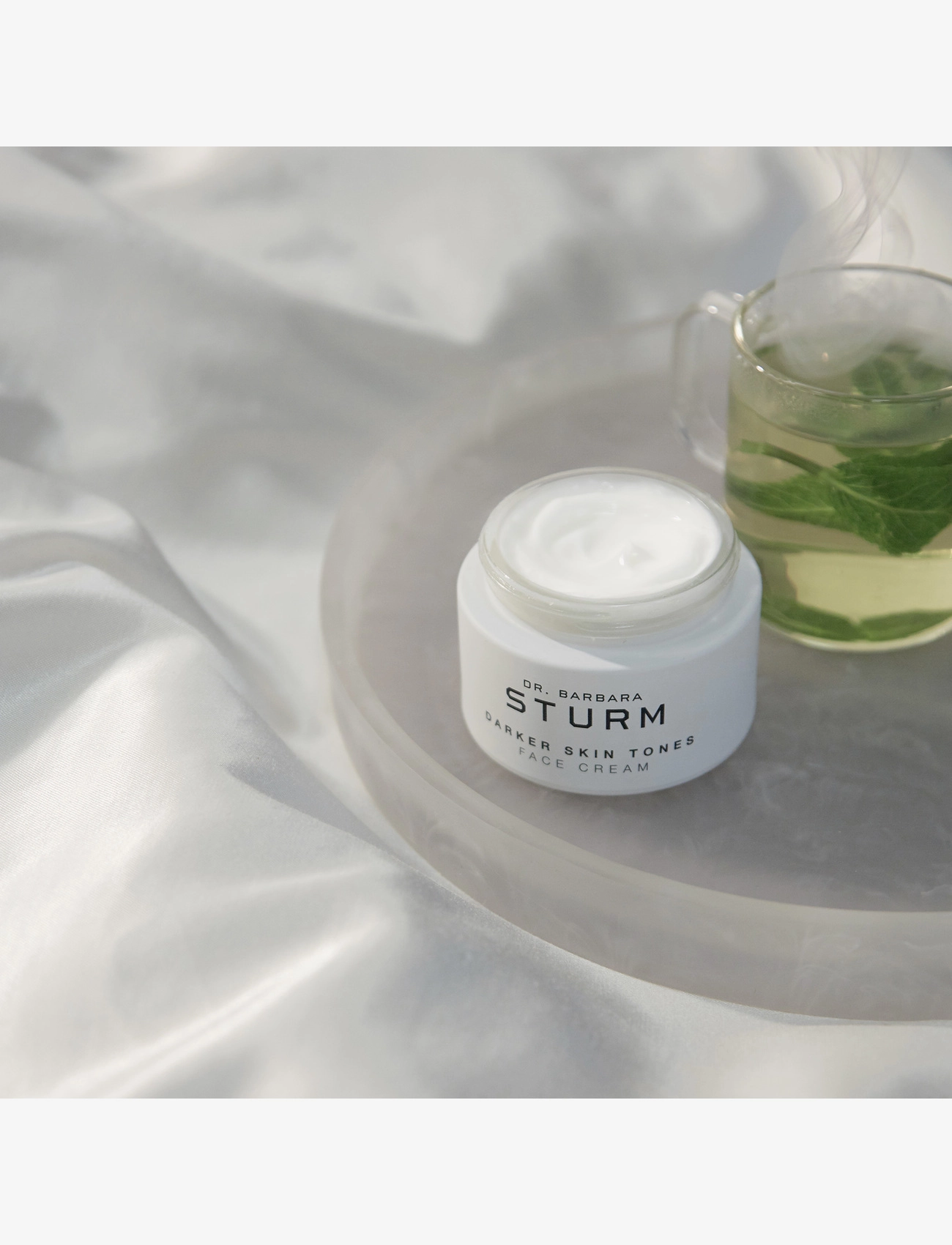 Dr. Barbara Sturm - Darker Skin Tones Face Cream - dienas krēmi - no color - 3