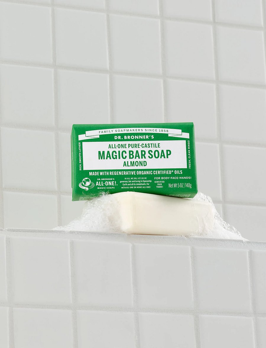 Dr. Bronner’s - Almond - seebid - no colour - 4