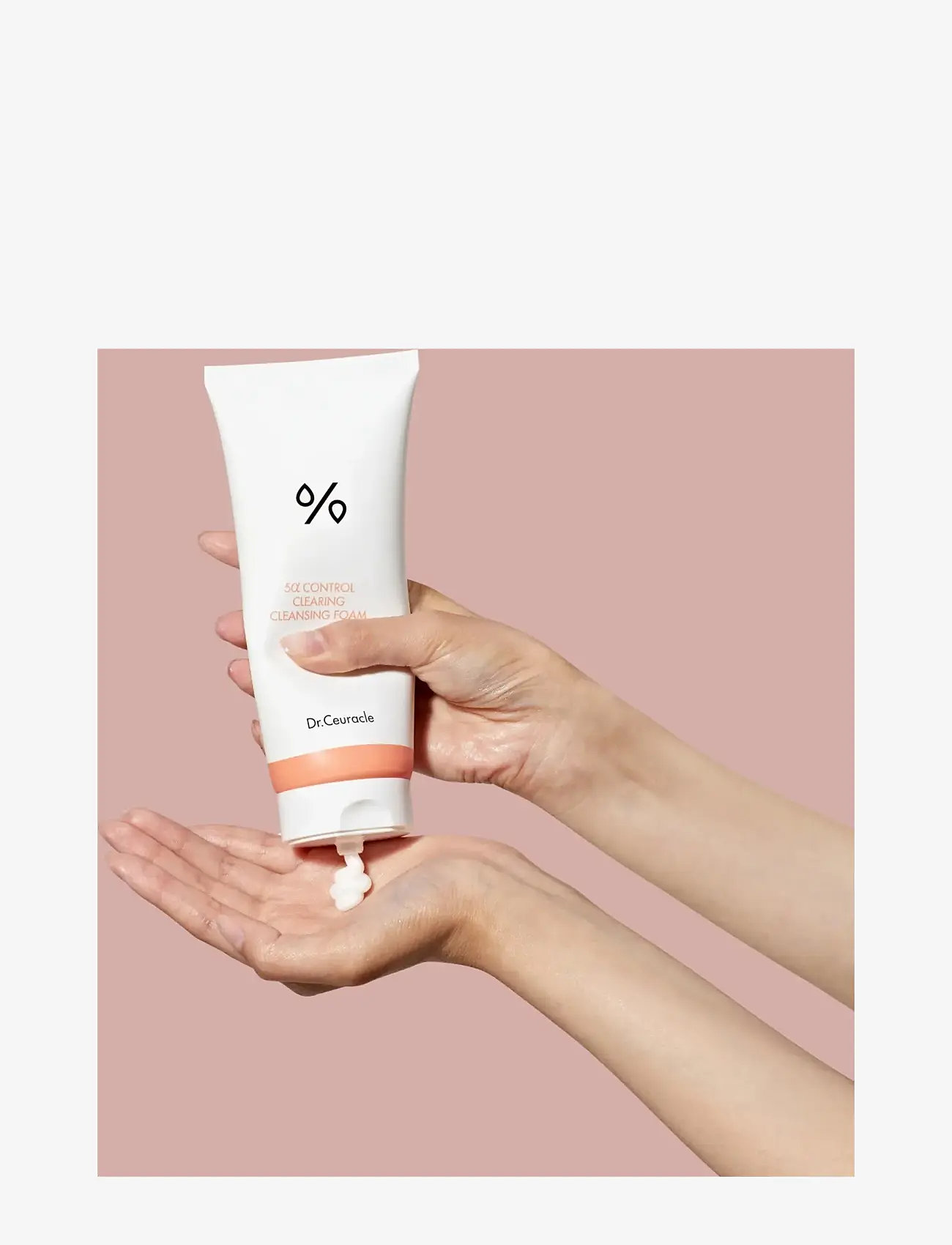 Dr. Ceuracle - Dr.Ceuracle 5α Control Clearing Cleansing Foam 200ml - foaming cleanser - no color - 2