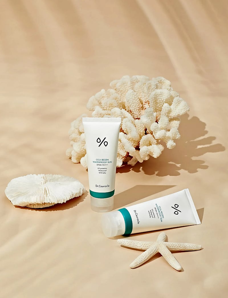 Dr. Ceuracle - Dr.Ceuracle Cica Regen Waterpoof Sun 100ml - til ansigtet - no color - 2