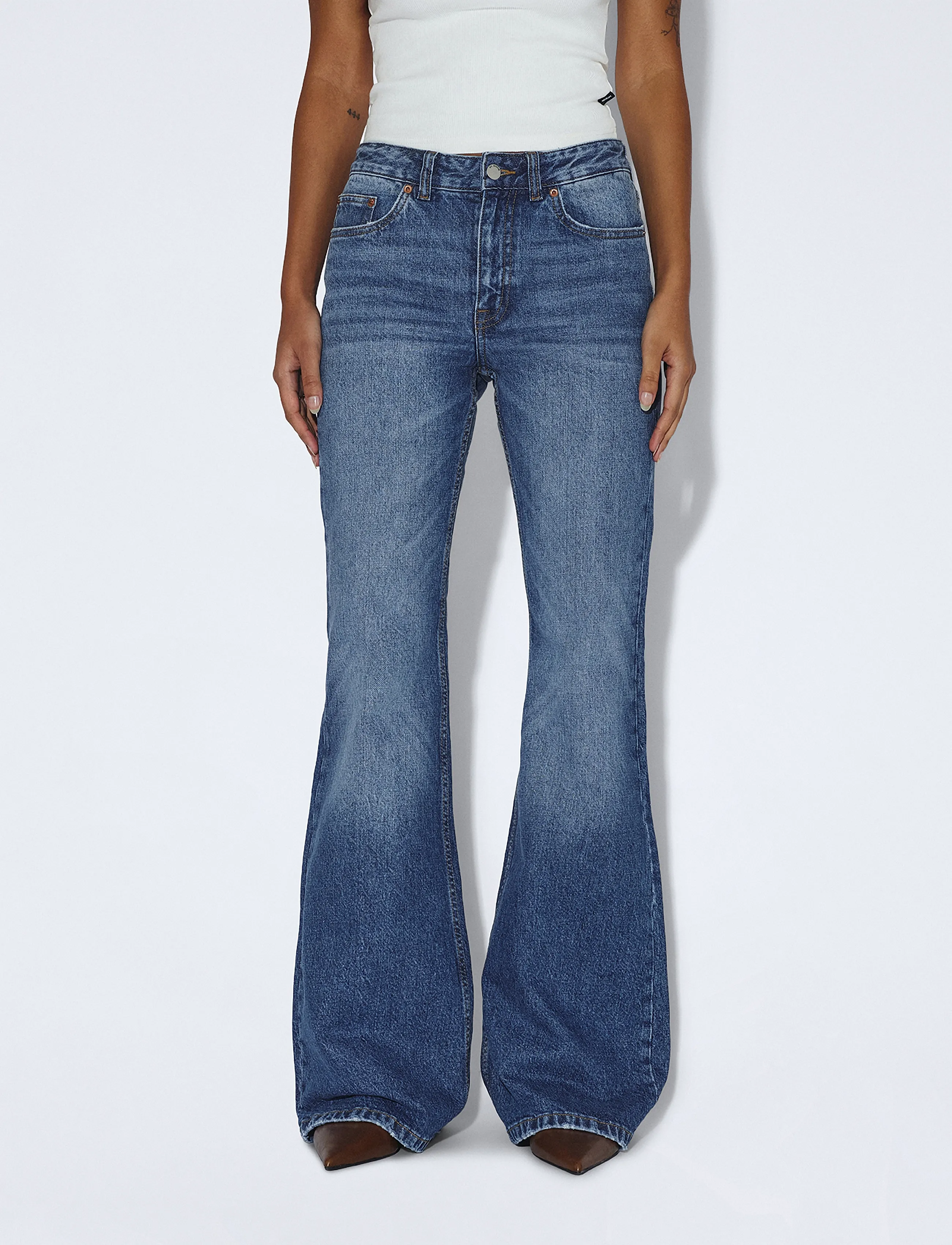 Dr Denim - Elba Mid Bootcut - bootcut jeans - bay mid fade worn - 4