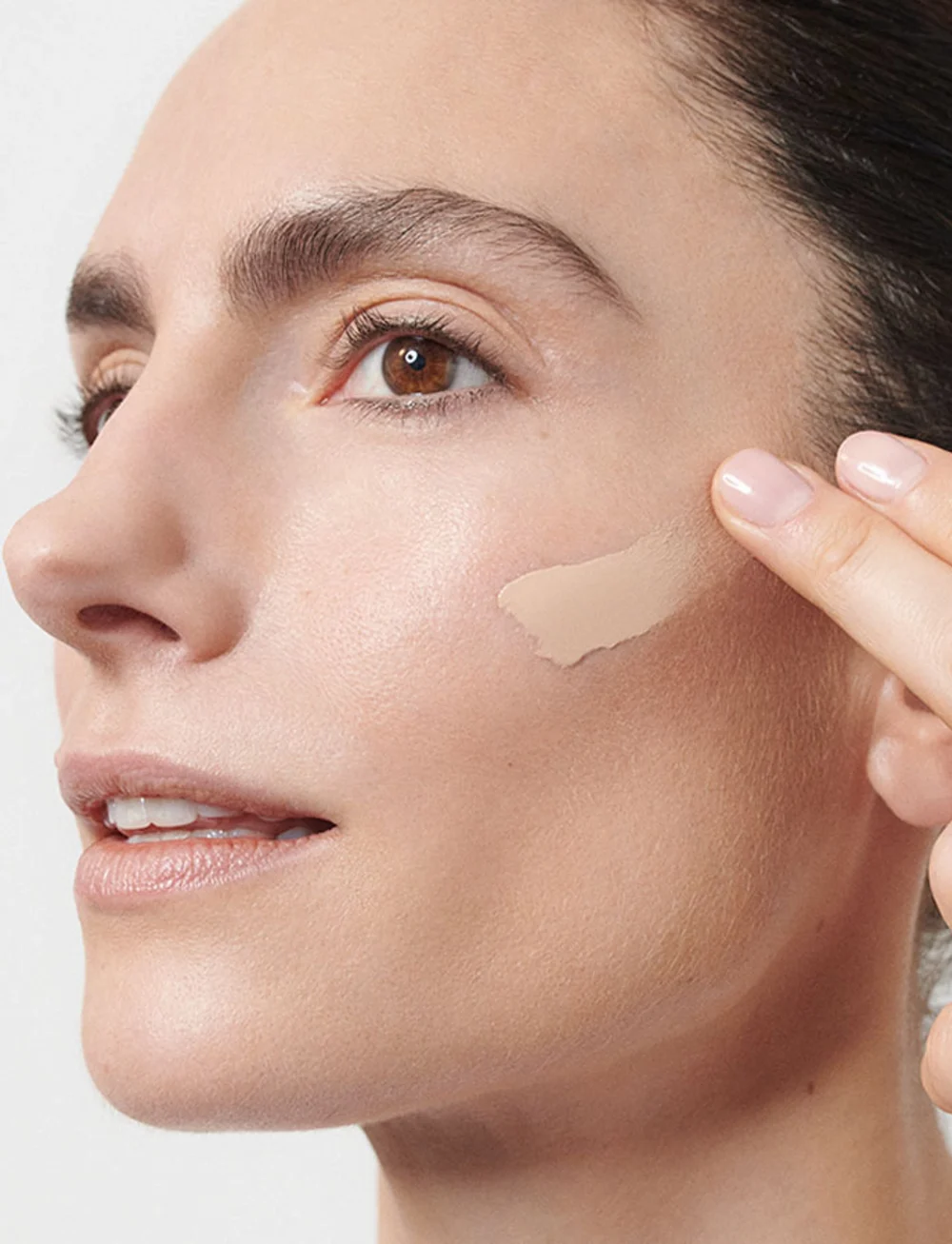 Dr. Hauschka - FOUNDATION 03 CHESTNUT 30 ML - smink - 03 chestnut - 0