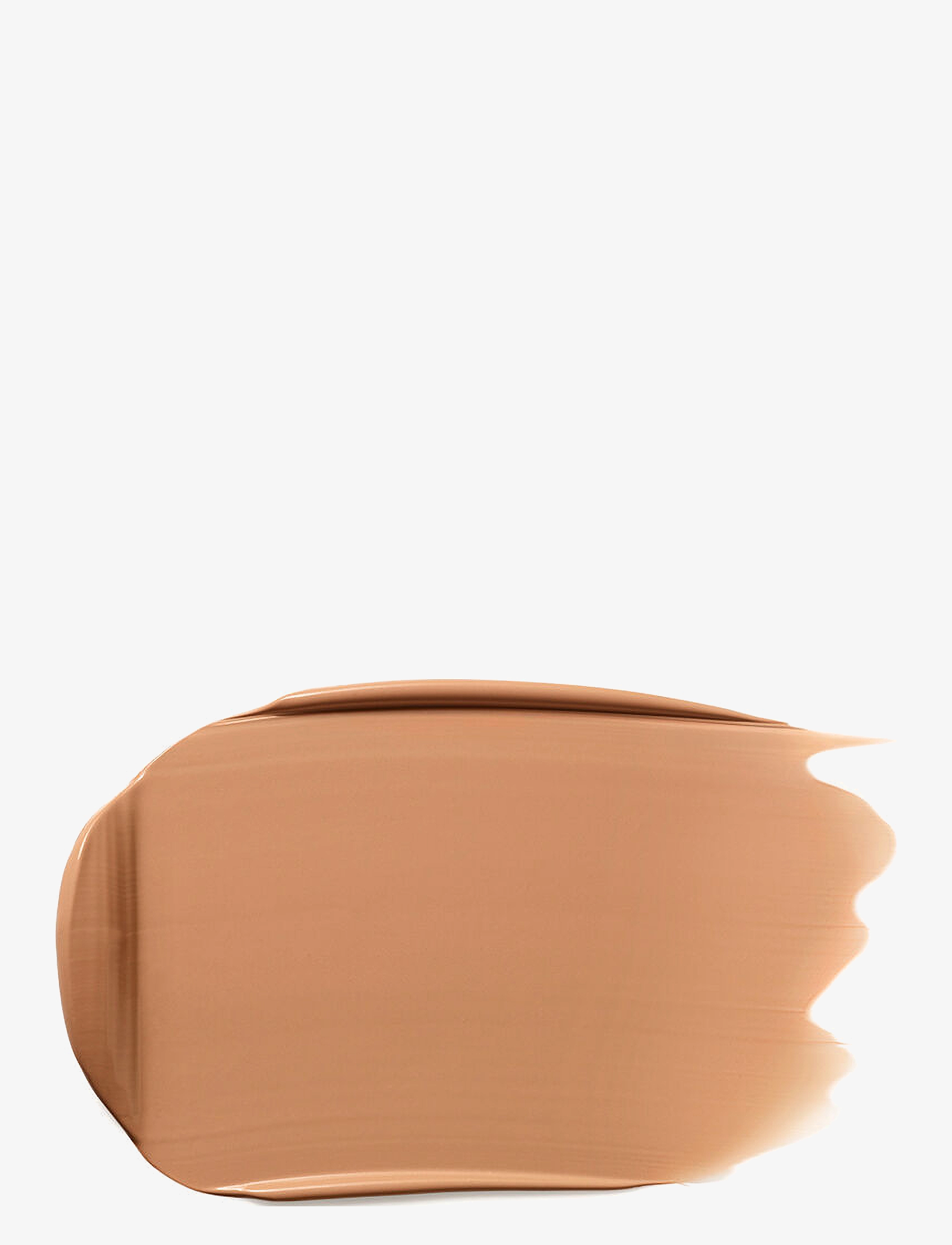 Dr. Hauschka - FOUNDATION 06 WALNUT 30 ML - juhlamuotia outlet-hintaan - beige - 2