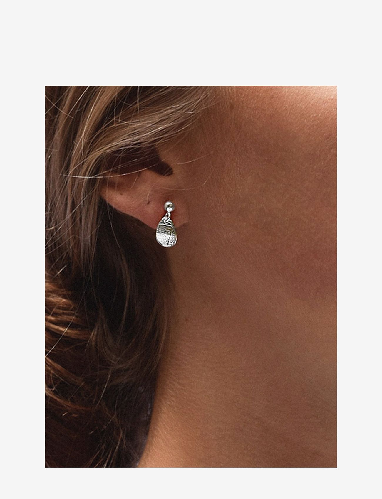 Drakenberg Sjölin - Leaf drop studs - stud earrings - sterling silver - 0