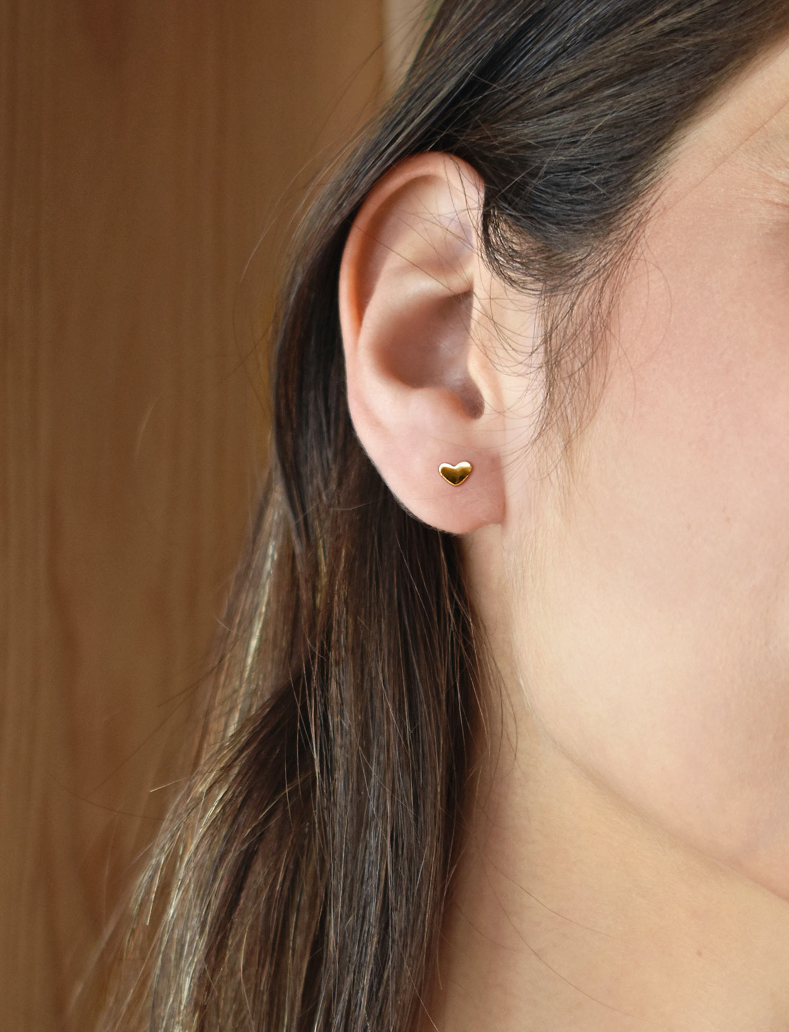 Drakenberg Sjölin Loving Heart Drop Studs Gold, One Size, Earrings, Gold - Studs, Frauen