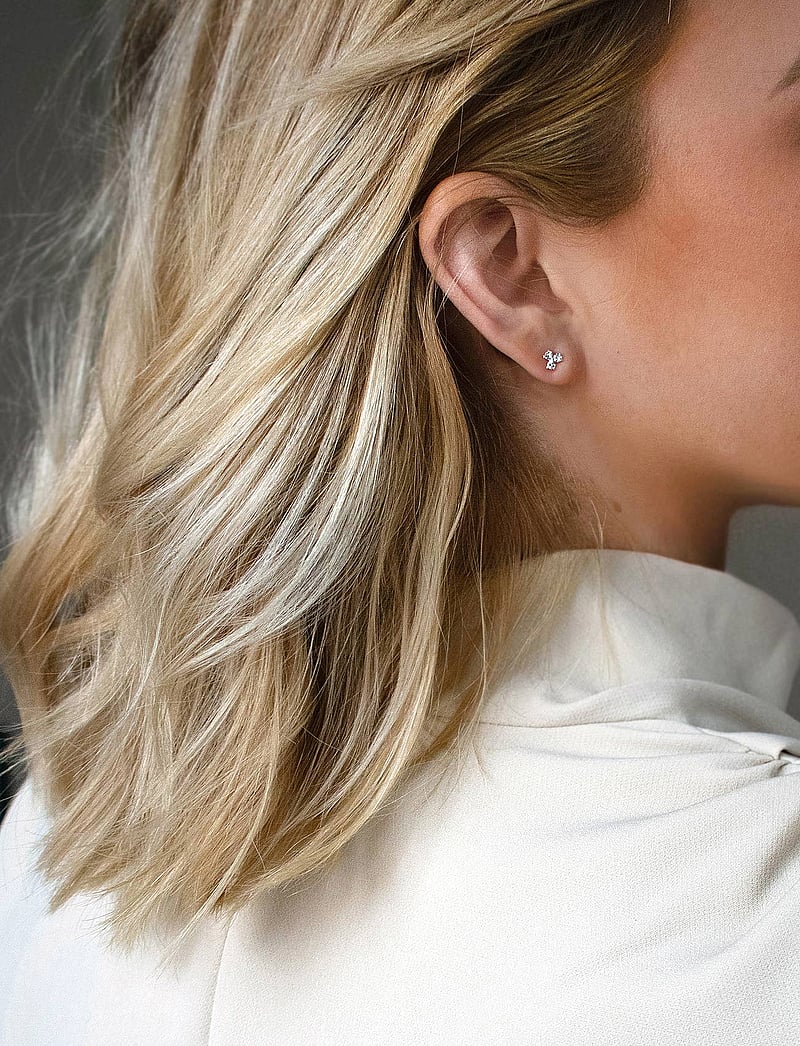 Drakenberg Sjölin - Petite Star studs - studs örhängen - sterling silver and white topaz - 0