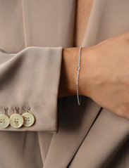Drakenberg Sjölin - Women Unite drop bracelet - rokassprādzes - sterling silver - 0