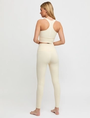 Drop of Mindfulness - EDEN - running & training tights - pearl white matte - 5