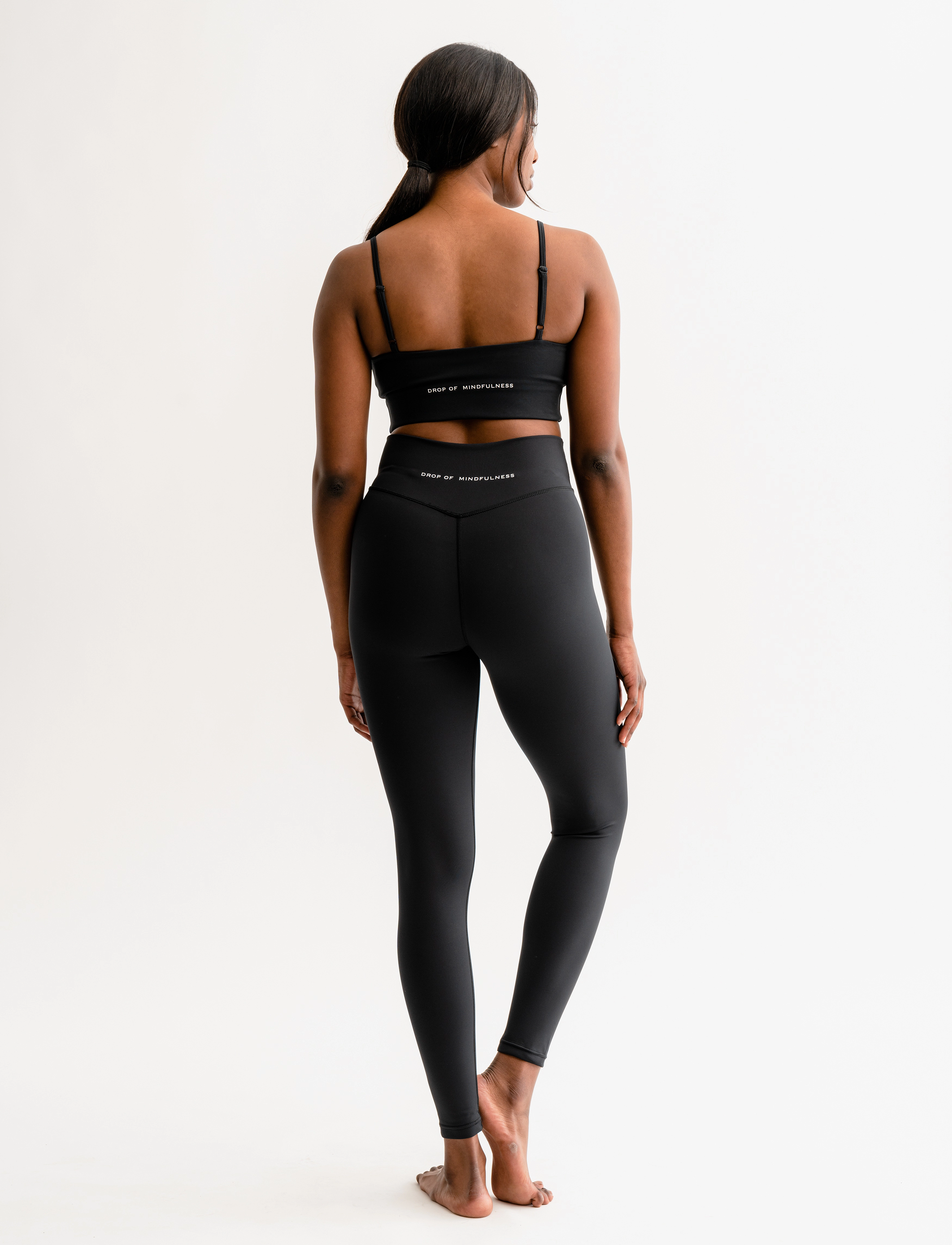 Drop of Mindfulness - TYRA - black matte - 5