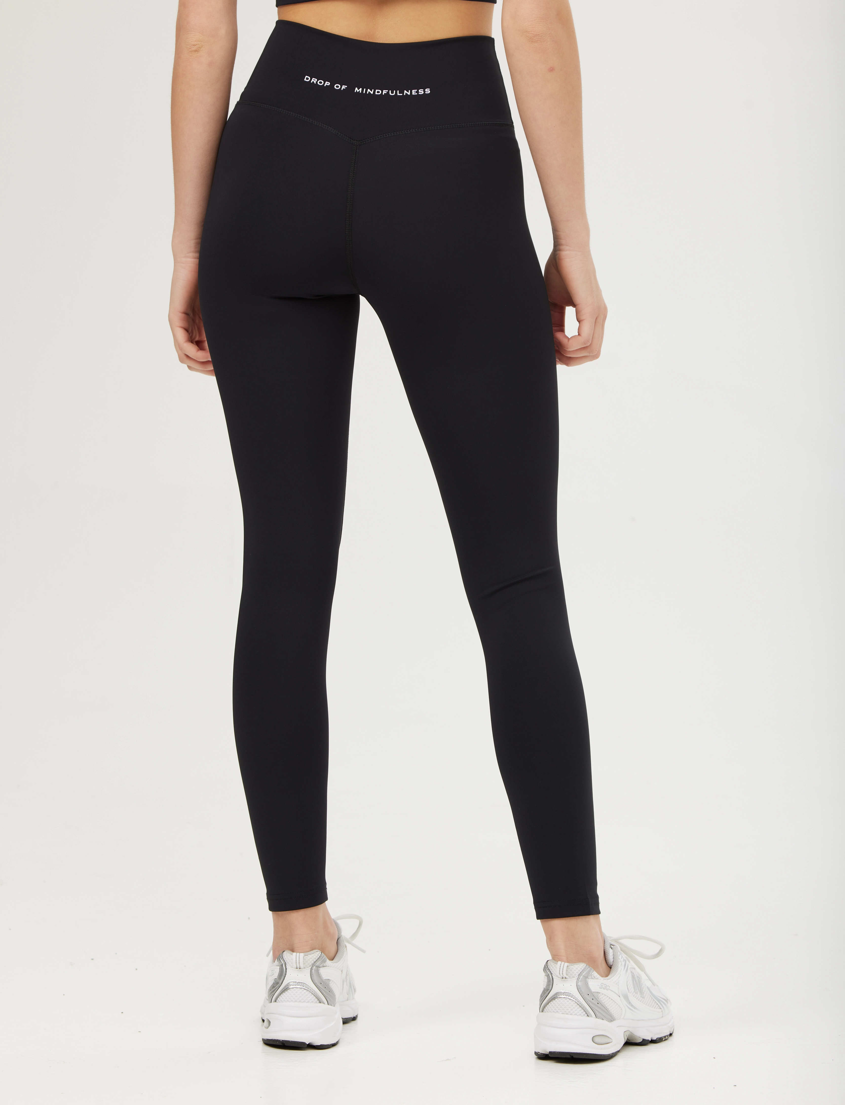 Drop of Mindfulness - ULTIMATE WRAP OVER TIGHTS - treniņu legingi - black - 3
