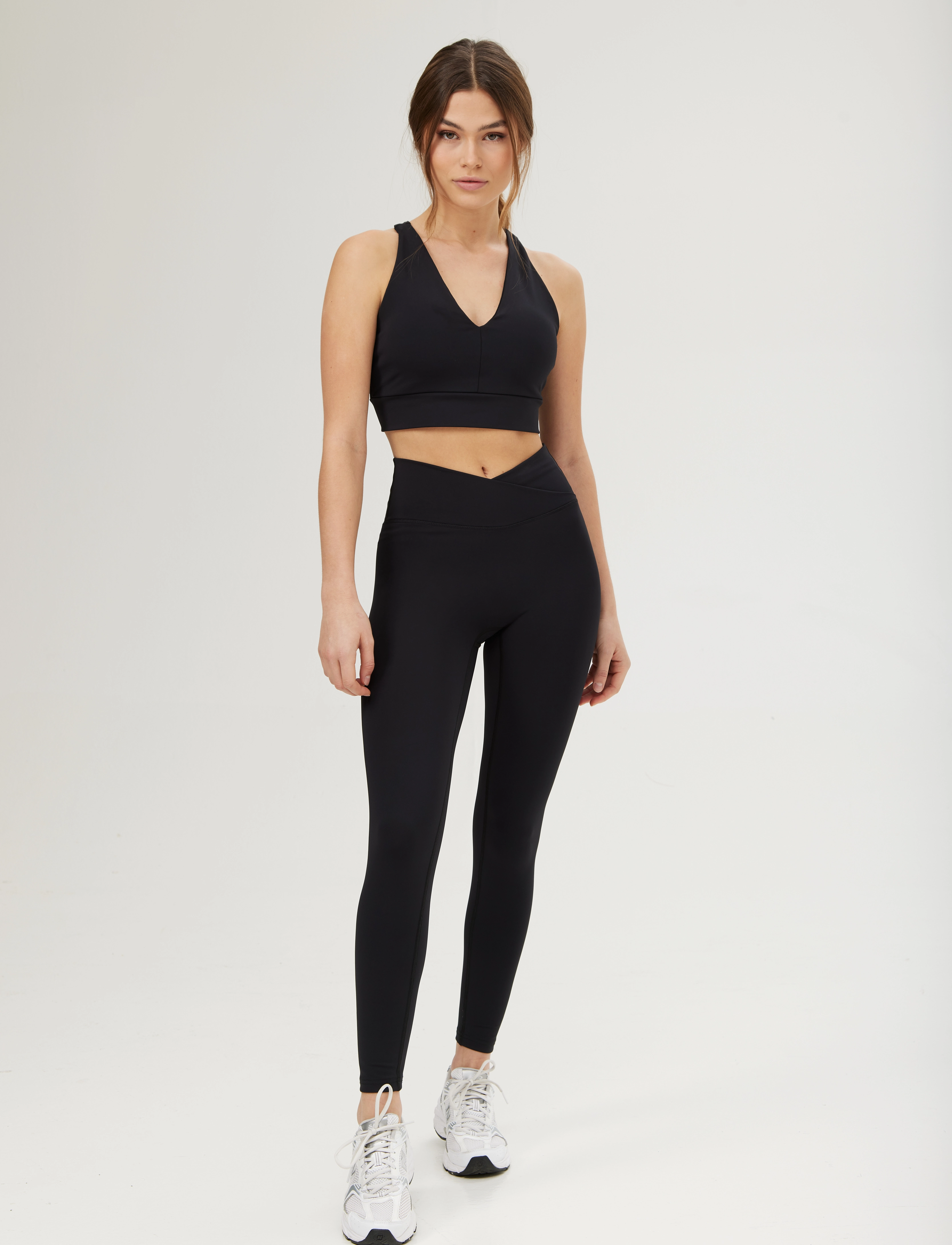 Drop of Mindfulness - ULTIMATE WRAP OVER TIGHTS - treniņu legingi - black - 4