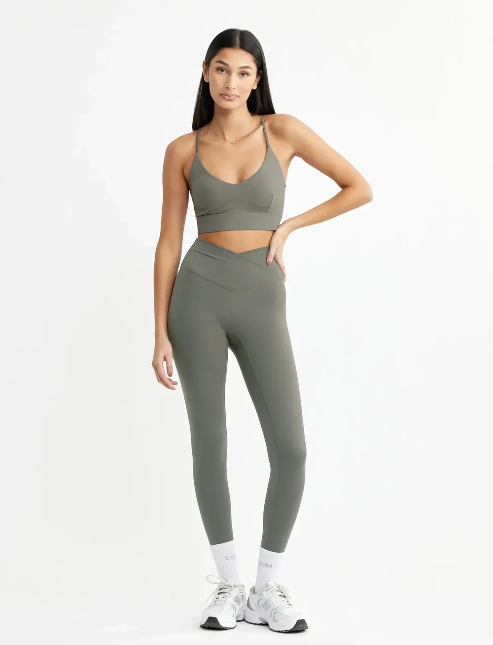 Drop of Mindfulness - ULTIMATE OPEN BACK BRA - medium support - khaki - 4