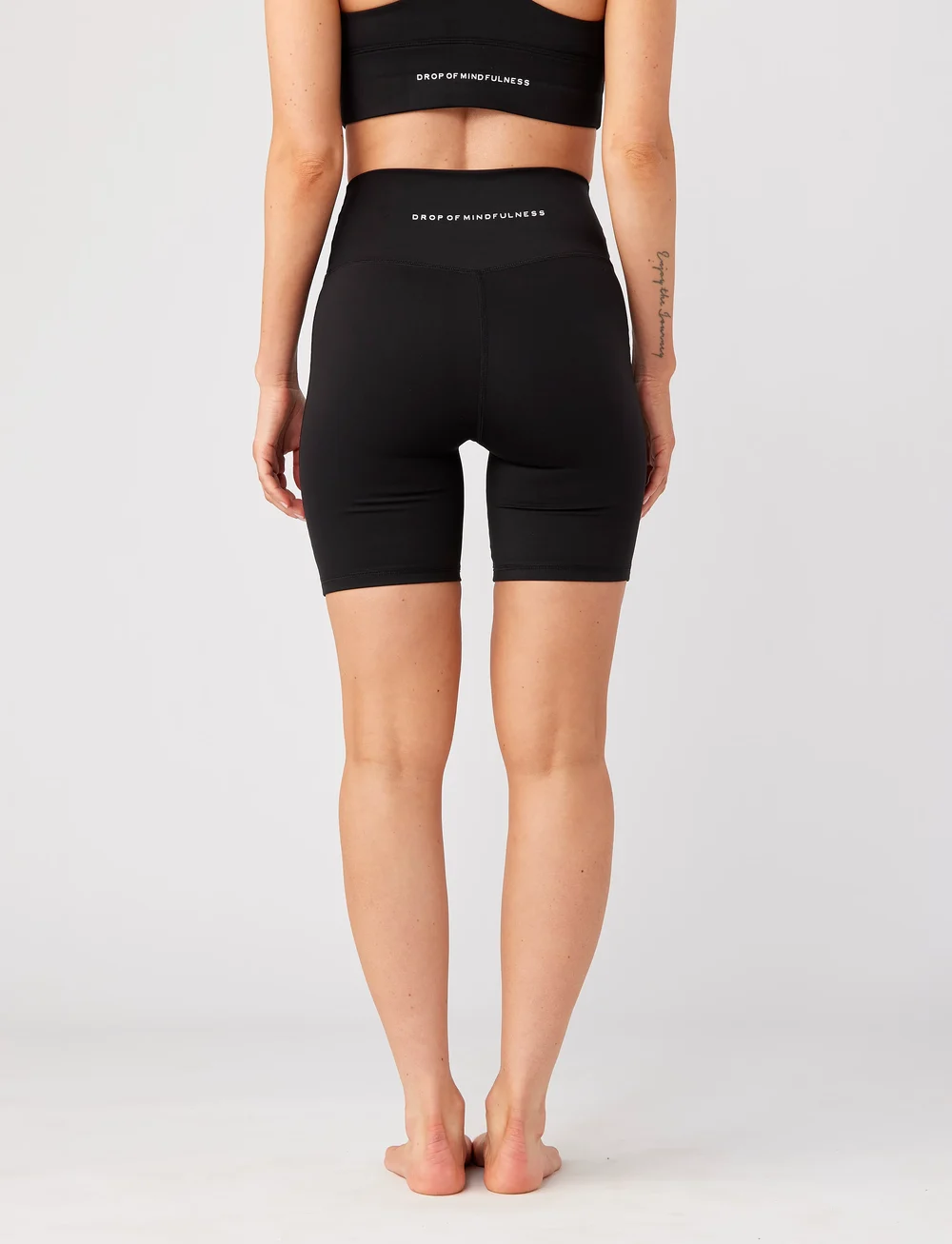 Drop of Mindfulness - ULTIMATE BIKE SHORTS - tights - black - 2