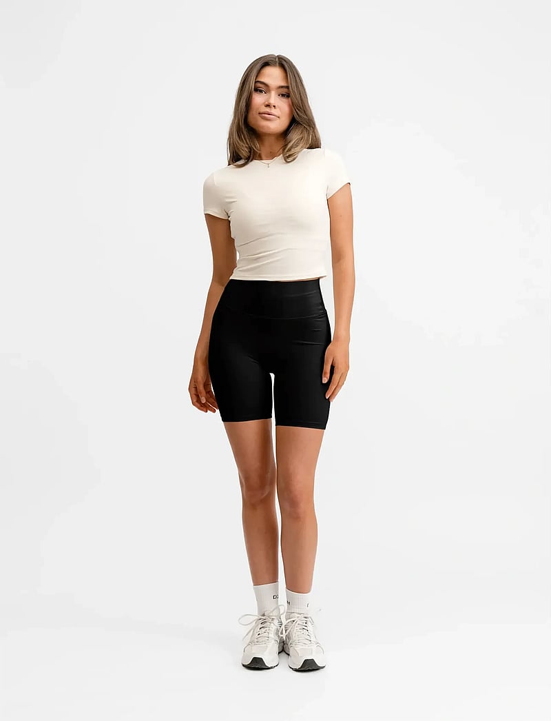 Drop of Mindfulness - ULTIMATE BIKE SHORTS - Æfingabuxur - black - 3