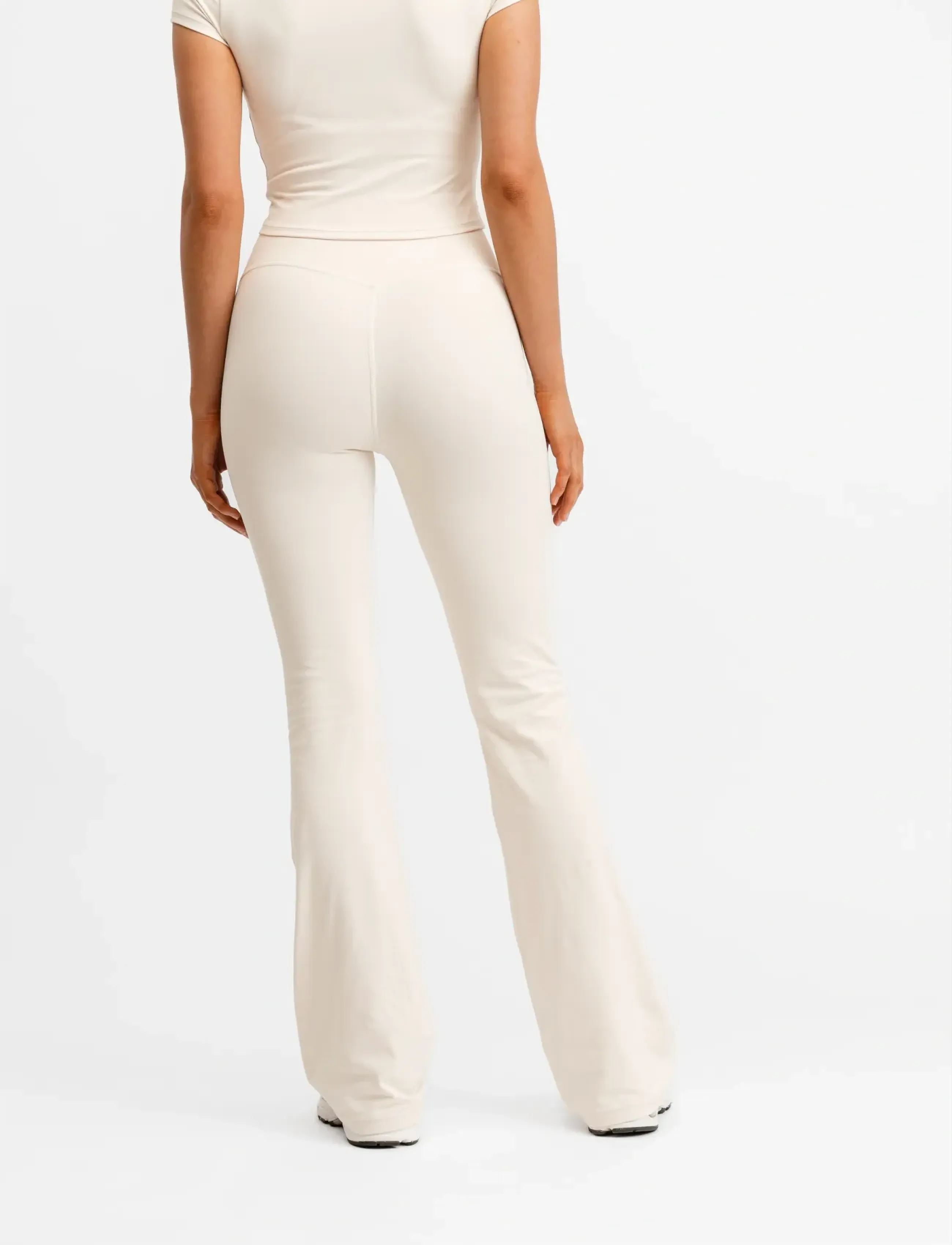 Drop of Mindfulness - BUTTER SOFT FLARE TIGHTS - fuld længde - cream white - 3