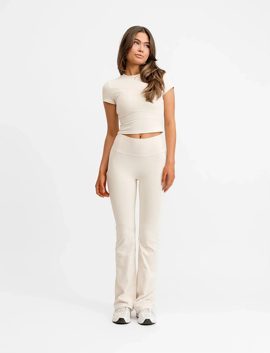 Drop of Mindfulness - BUTTER SOFT FLARE TIGHTS - treenitrikoot - cream white - 4