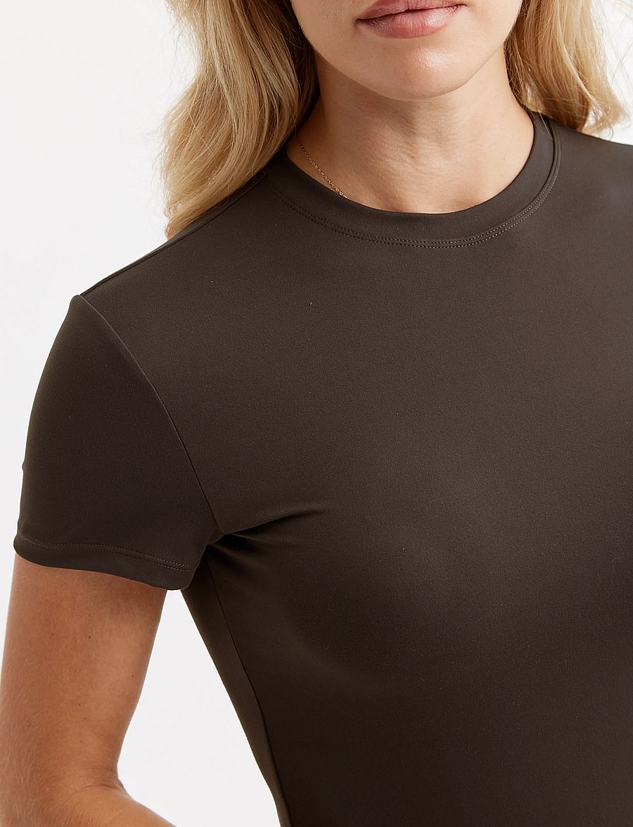 Drop of Mindfulness - BUTTER SOFT TEE - t-shirts - dark brown - 5