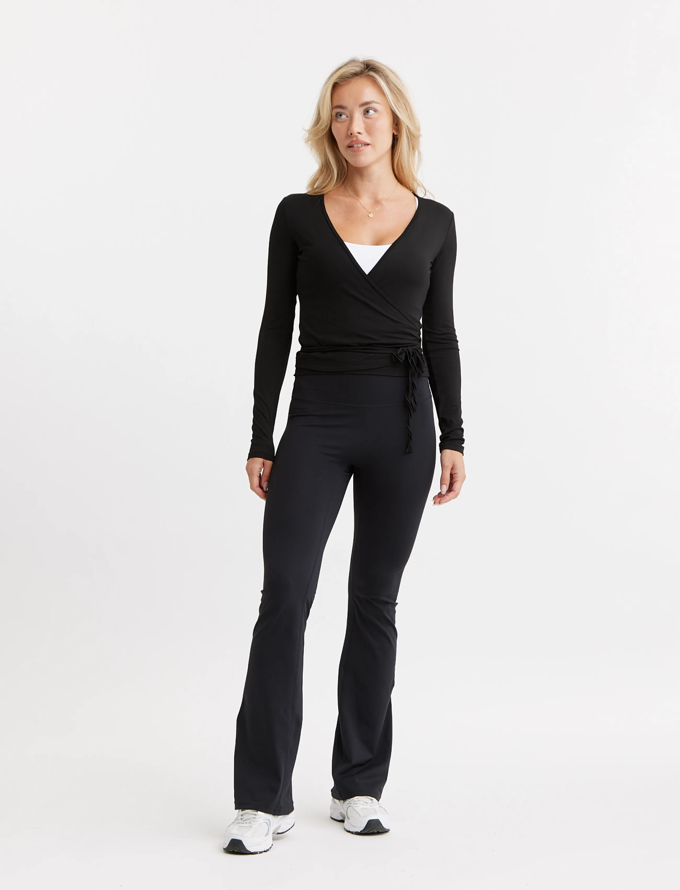 Drop of Mindfulness - BALLET WRAP TOP - black - 3