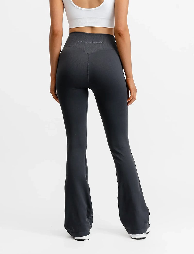 Drop of Mindfulness - SEAMLESS FLARE TIGHTS - full längd - dark grey - 3